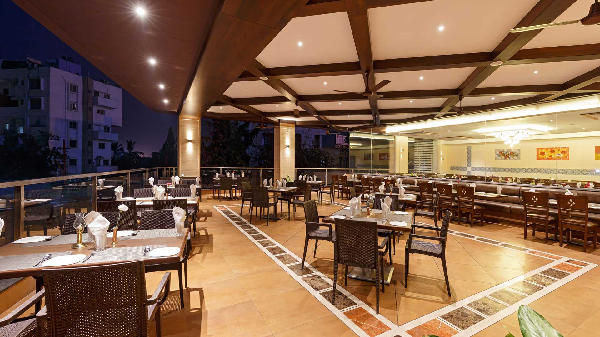 multiCuisine restaurant in Kolhapur - Hotel Ayodhya